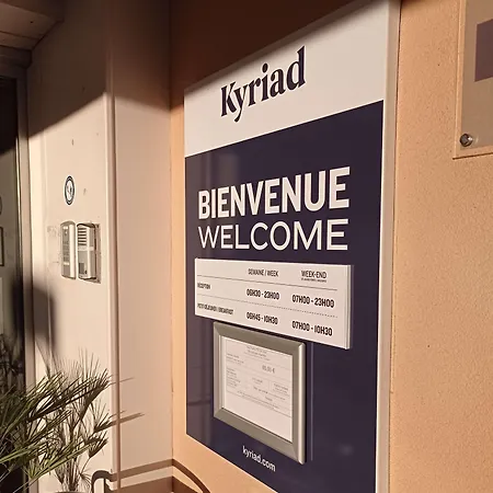 Hotel Kyriad Sur Saone
