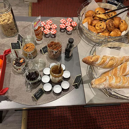 Hotel Kyriad Sur Saone