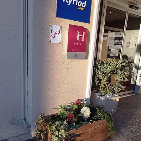 Hotel Kyriad Sur Saone