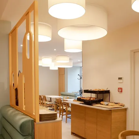 Kyriad Sur Saone Hotel Villefranche-sur-Saone