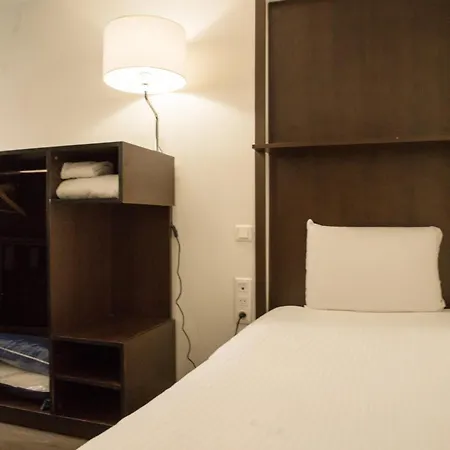 Hotel Kyriad Sur Saone