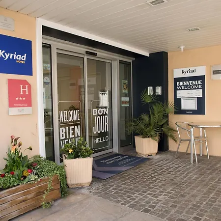 Hotel Kyriad Sur Saone