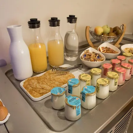 Kyriad Sur Saone Hotel 3*