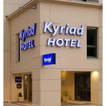 Kyriad Sur Saone Hotel 3*