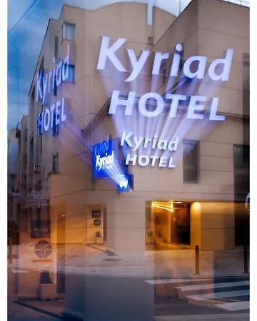 Hotel Kyriad Sur Saone