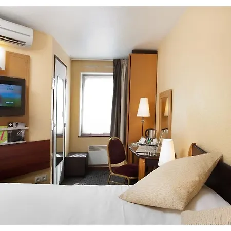 Hotel Kyriad Sur Saone Villefranche-sur-Saône